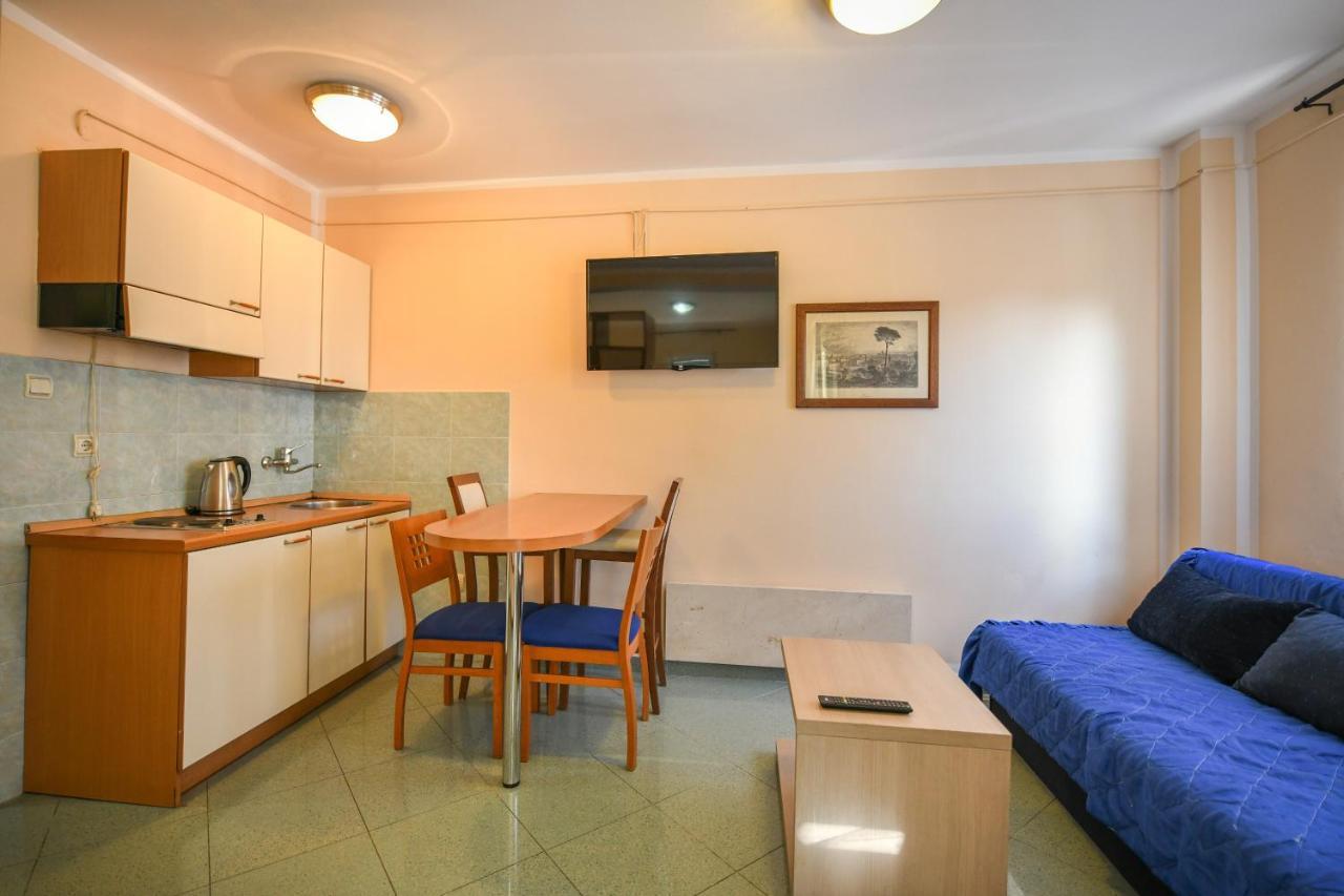 Jolly Apartments ブドヴァ エクステリア 写真