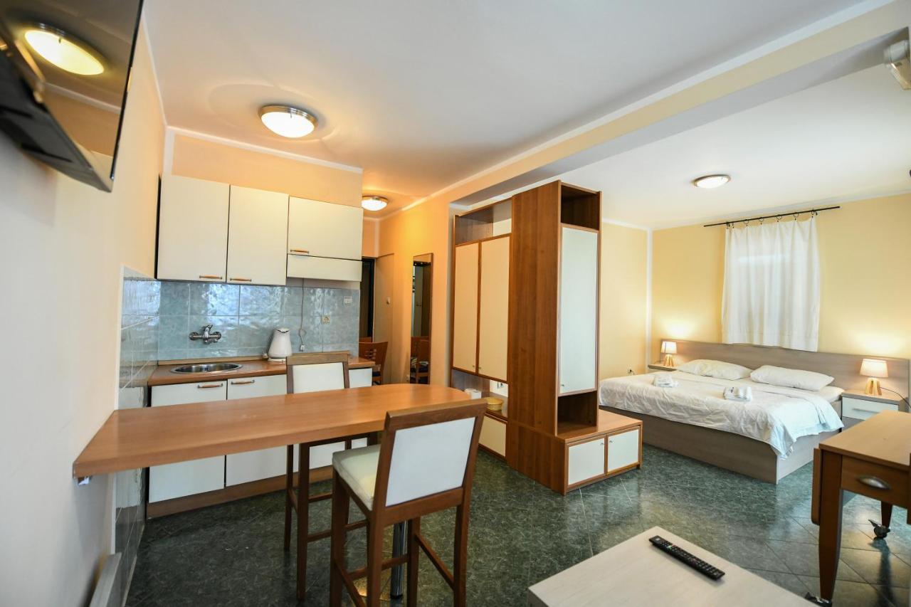 Jolly Apartments ブドヴァ エクステリア 写真
